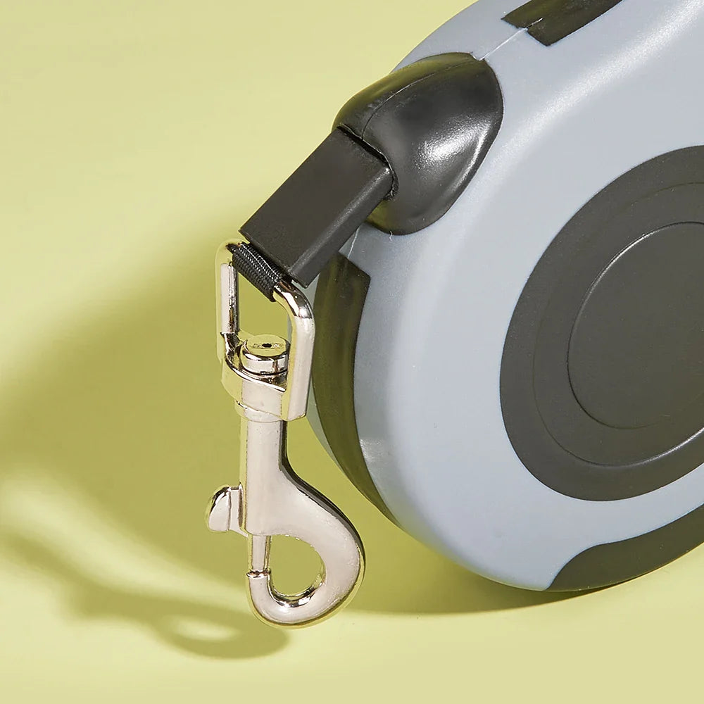 Ridge Retractable Dog Leash product photo – Lost Lake Outdoor