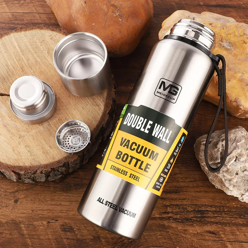 Summit Insulated Water Bottle product photo – Lost Lake Outdoor