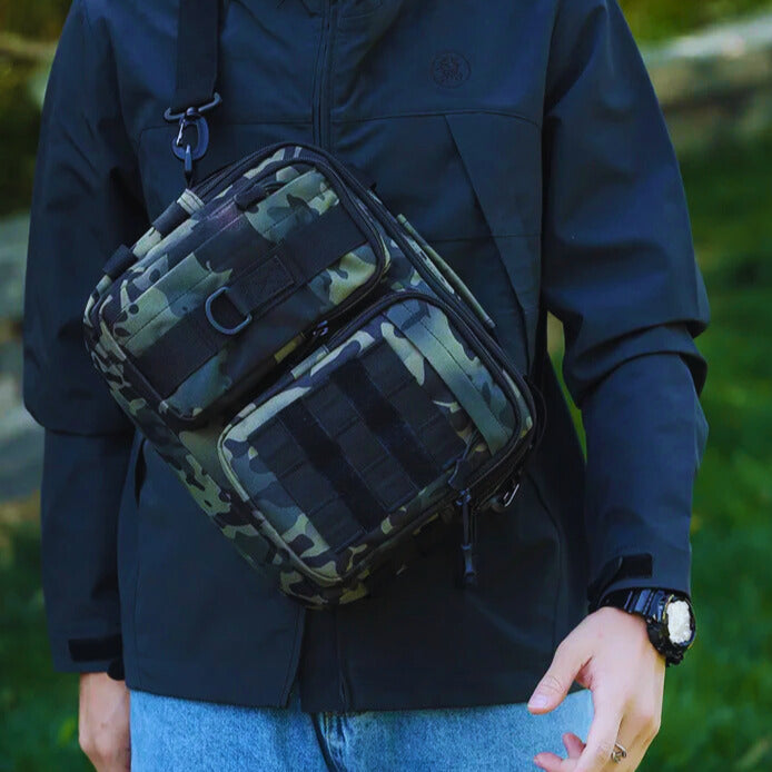 Lightweight crossbody trekking bag